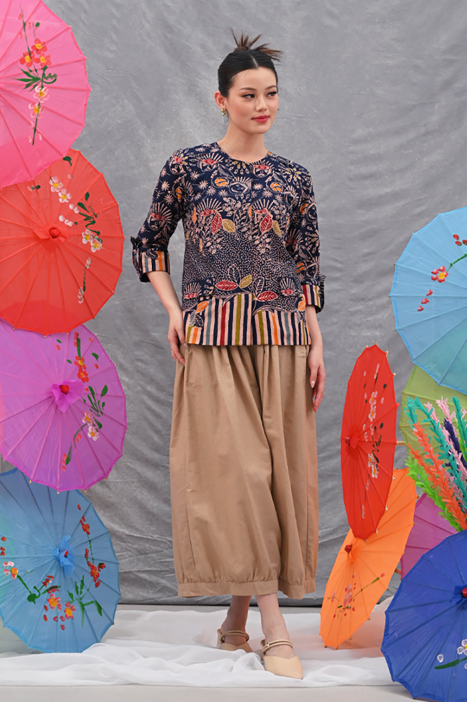 Livia Wonogiren Betawi T4156