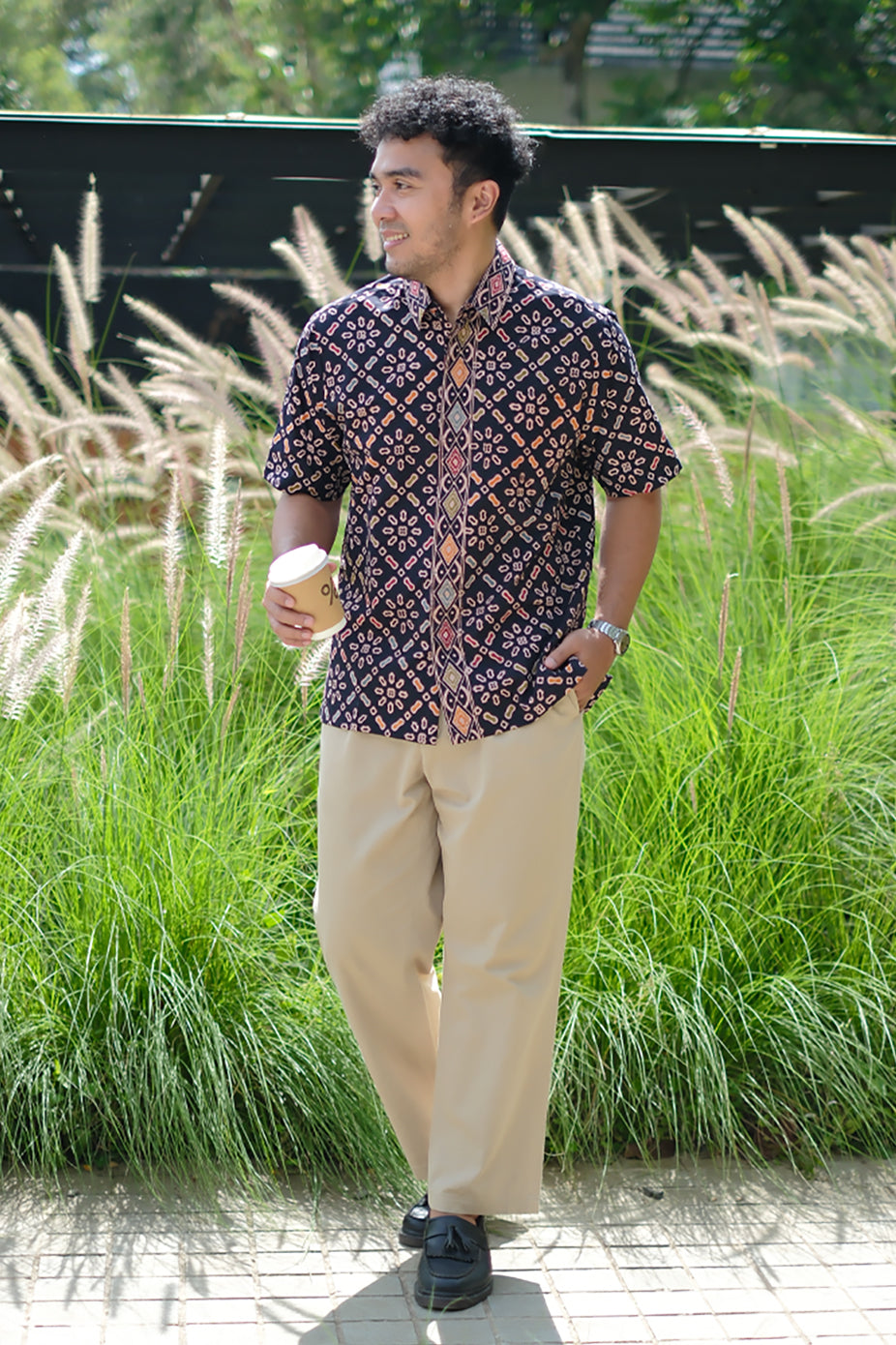 Bayu Wonogiren Black Short M0291