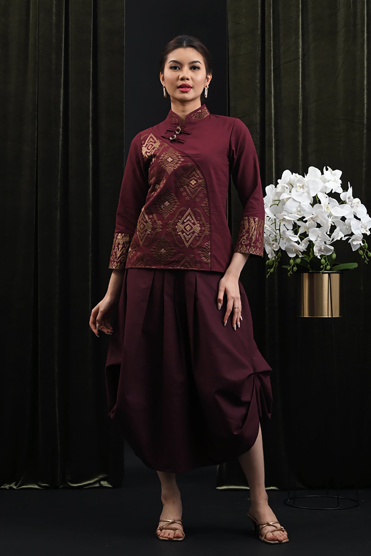 Nona Suksma T4459