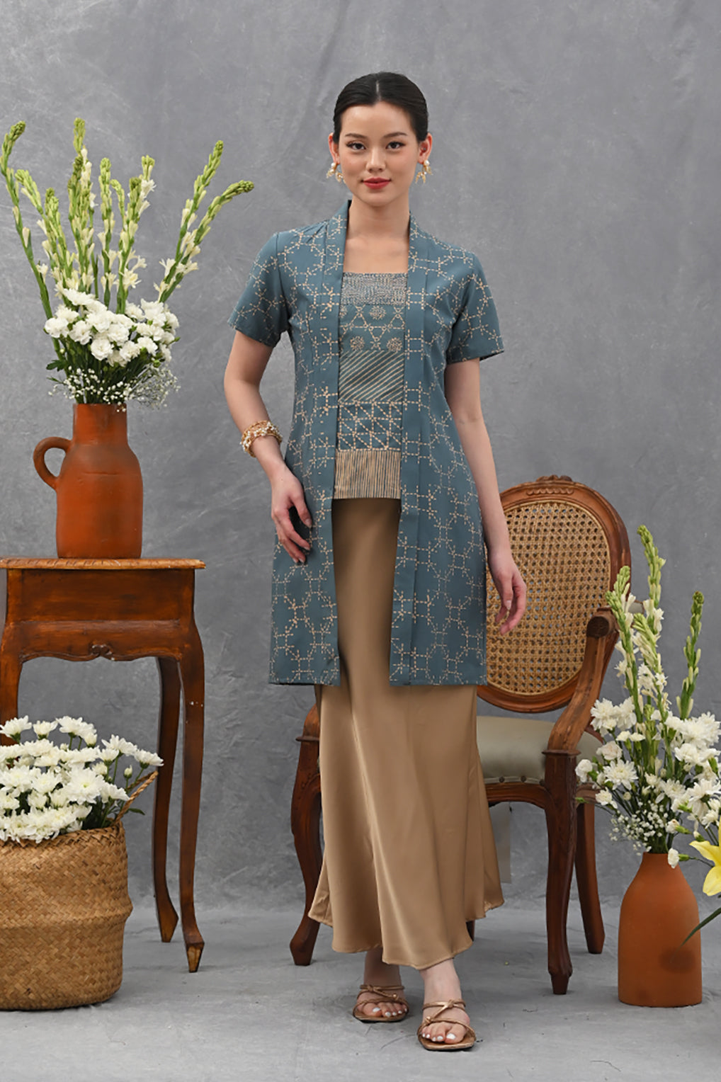 Kebaya Aling Garut Short Blue T4011