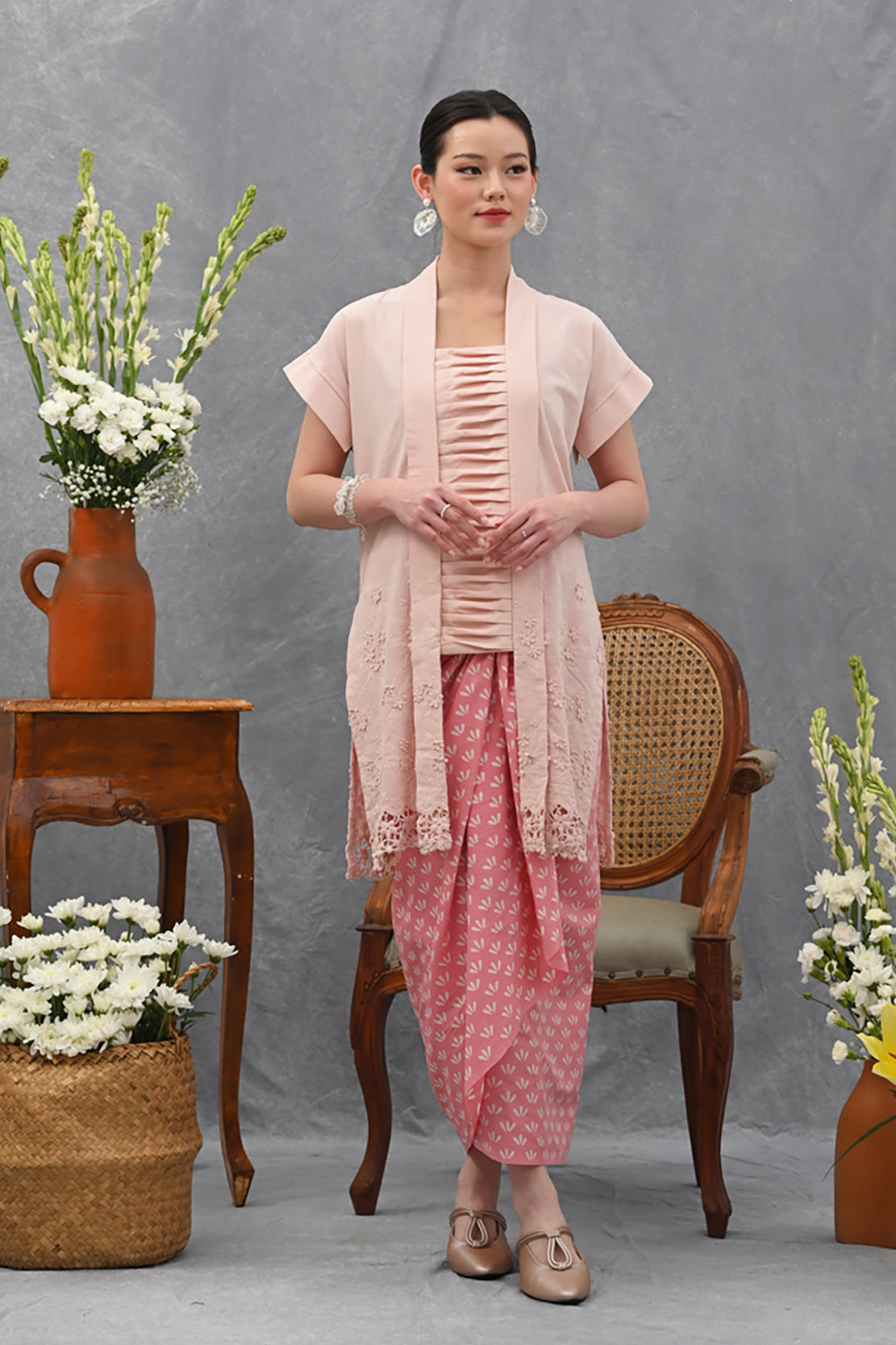 Kebaya Aling Short Basic Pink T4050