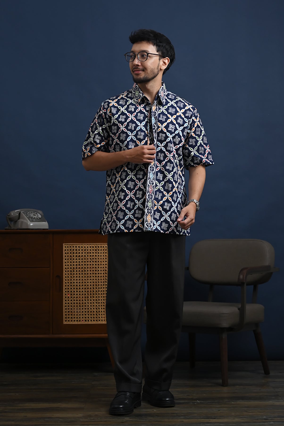 Banara Wonogiren Blue Short M0284