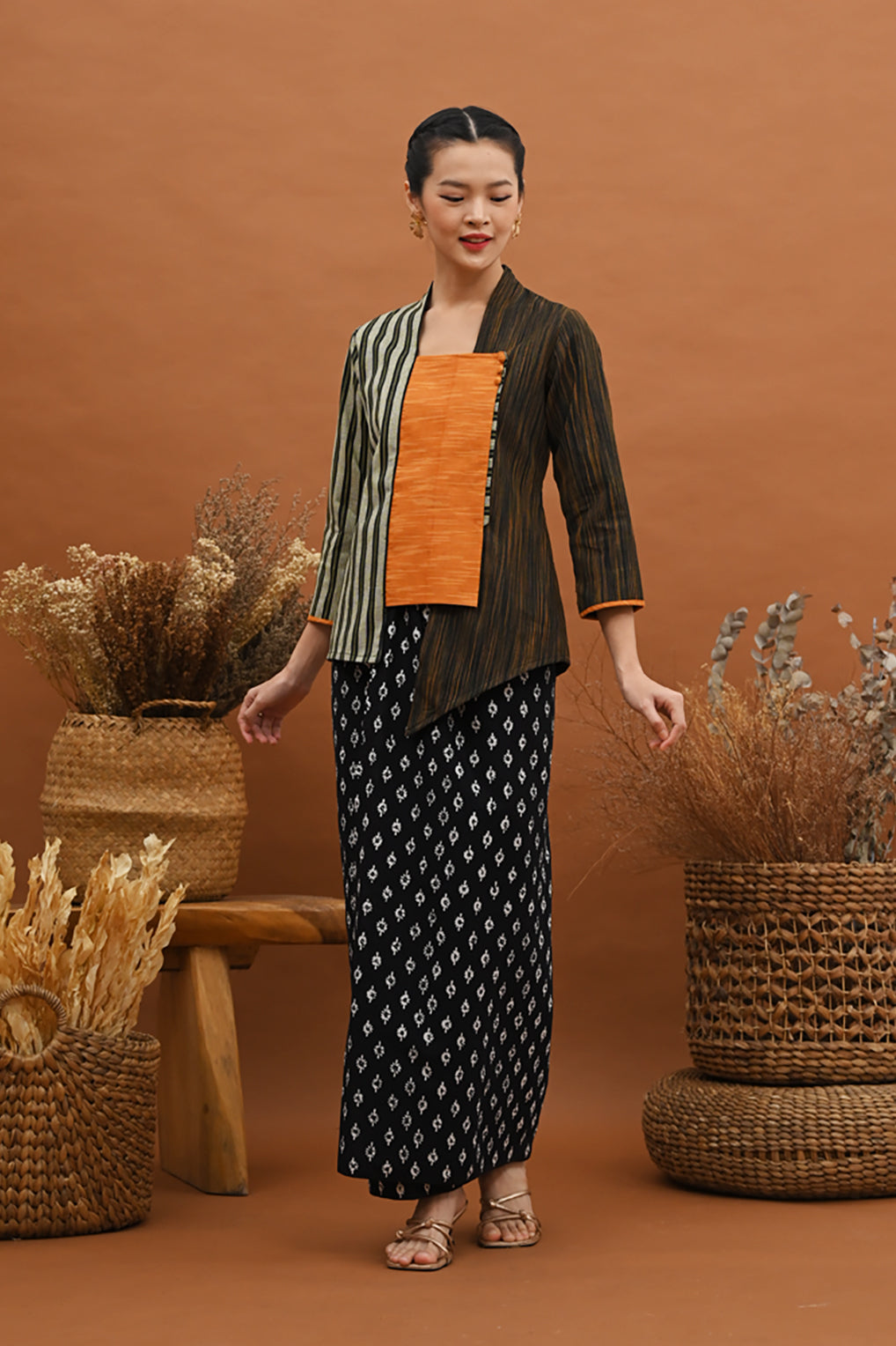 Ajeng Kartini Lurik Long T2859