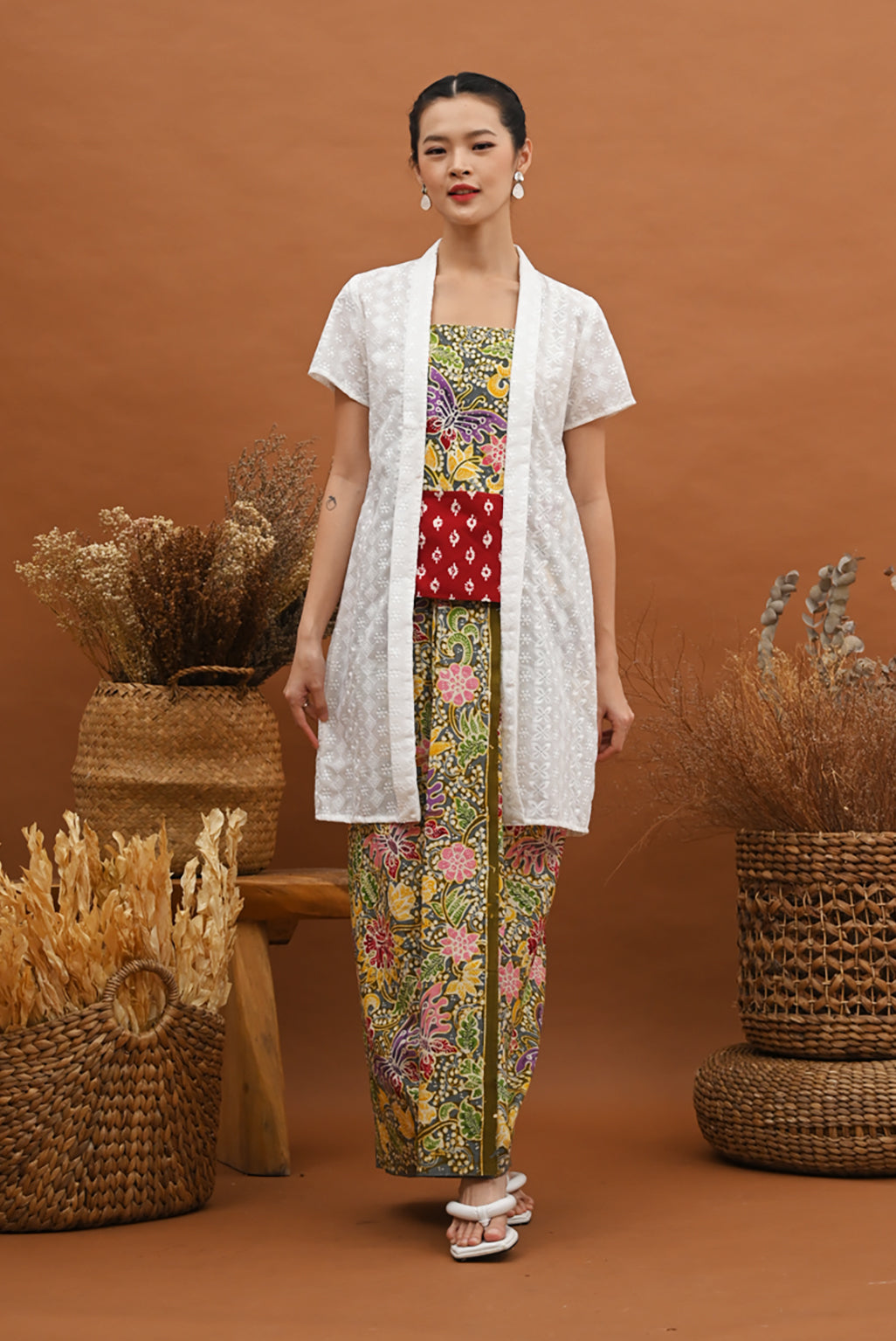 Tunik Kartini White Lasem T2852