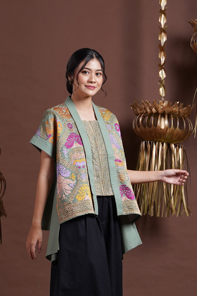 Kebaya Mampang Suksma Bali T2586