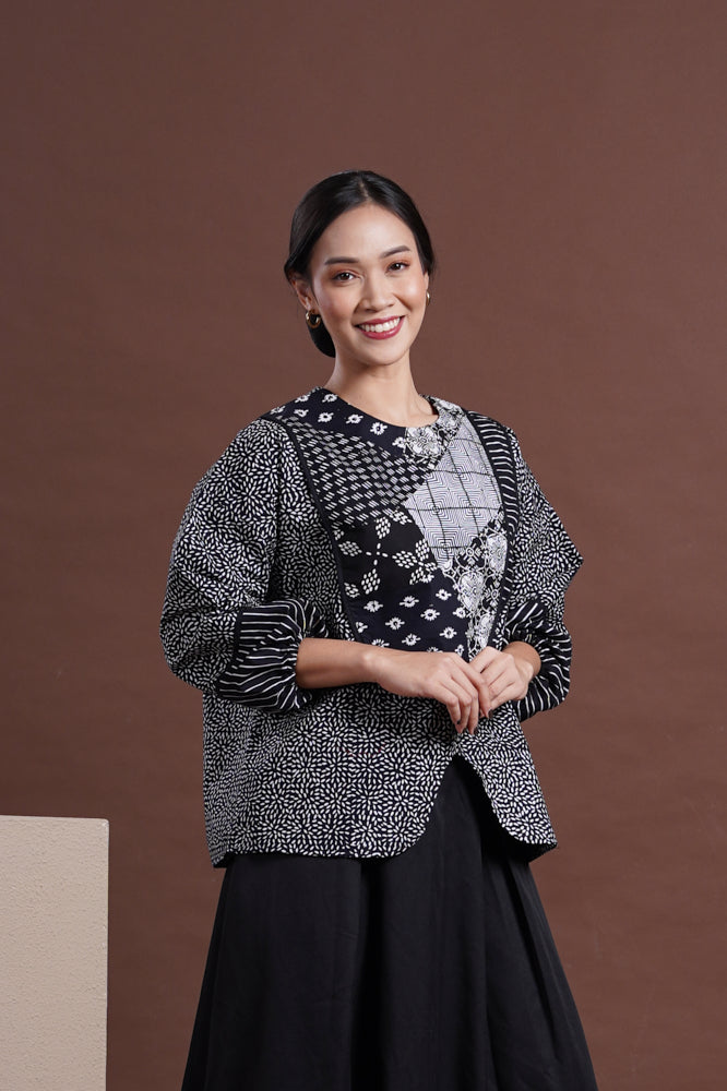 Zinia Black PART0182