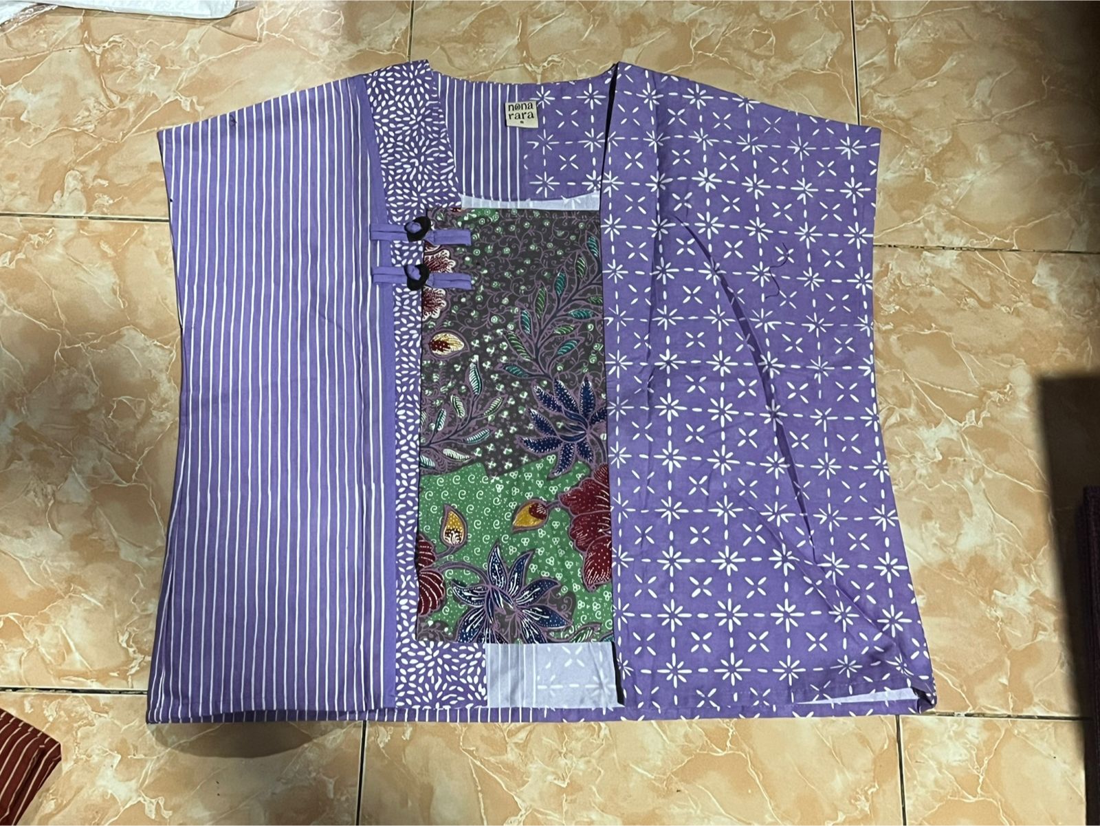 Dhini Dwika Encim T5922