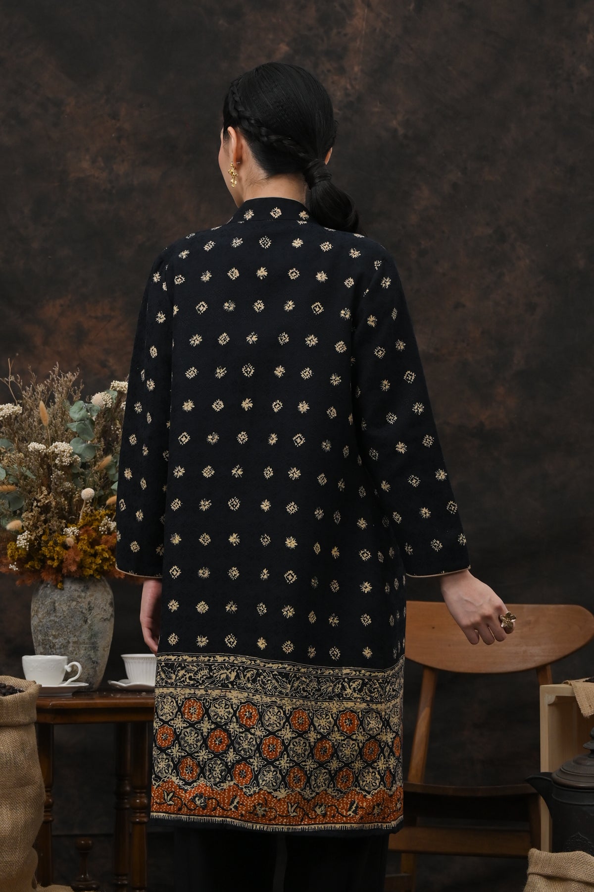 Outer Nurra Sembagi T6224