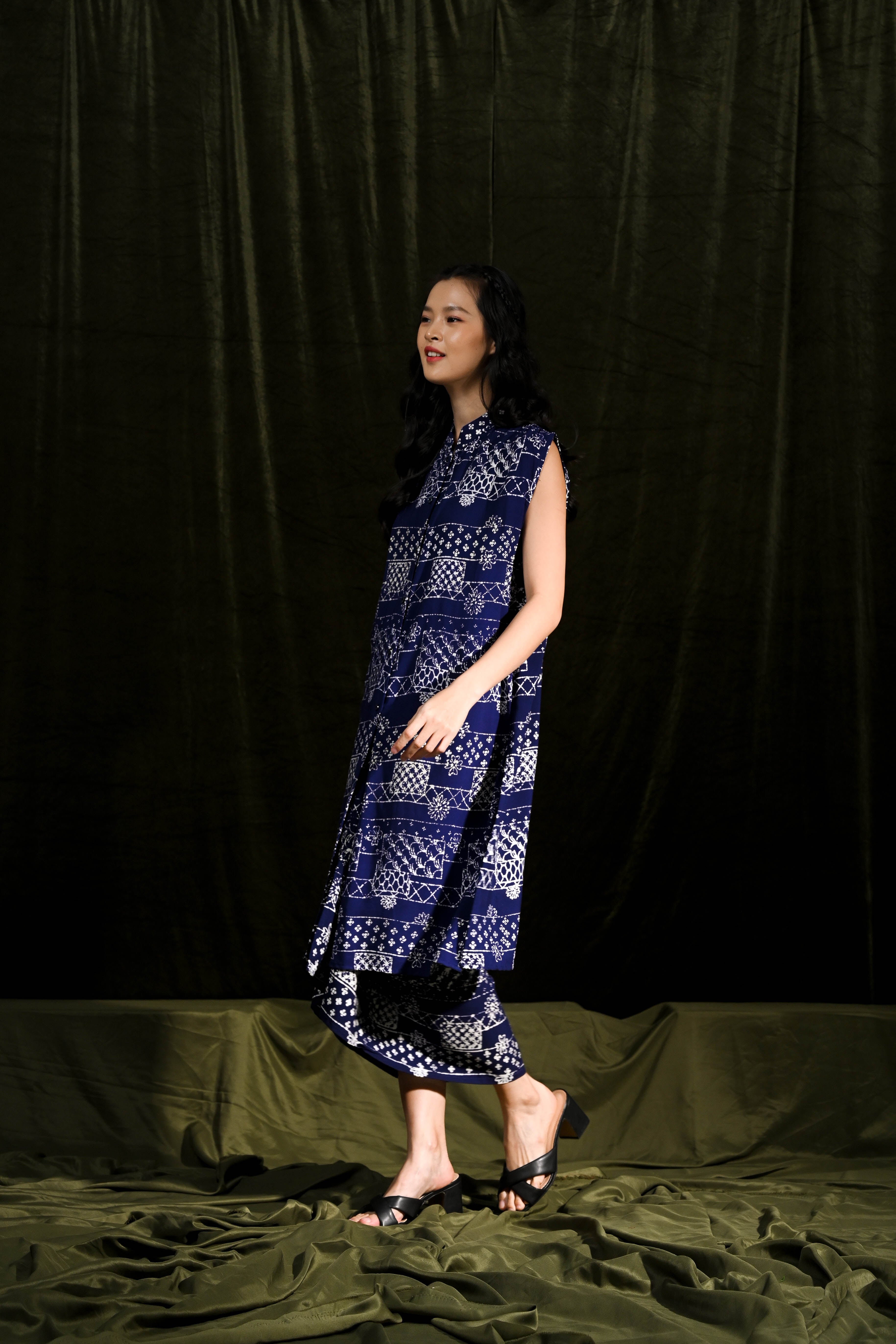 Outer Sleeveless Blue Rayya T2784