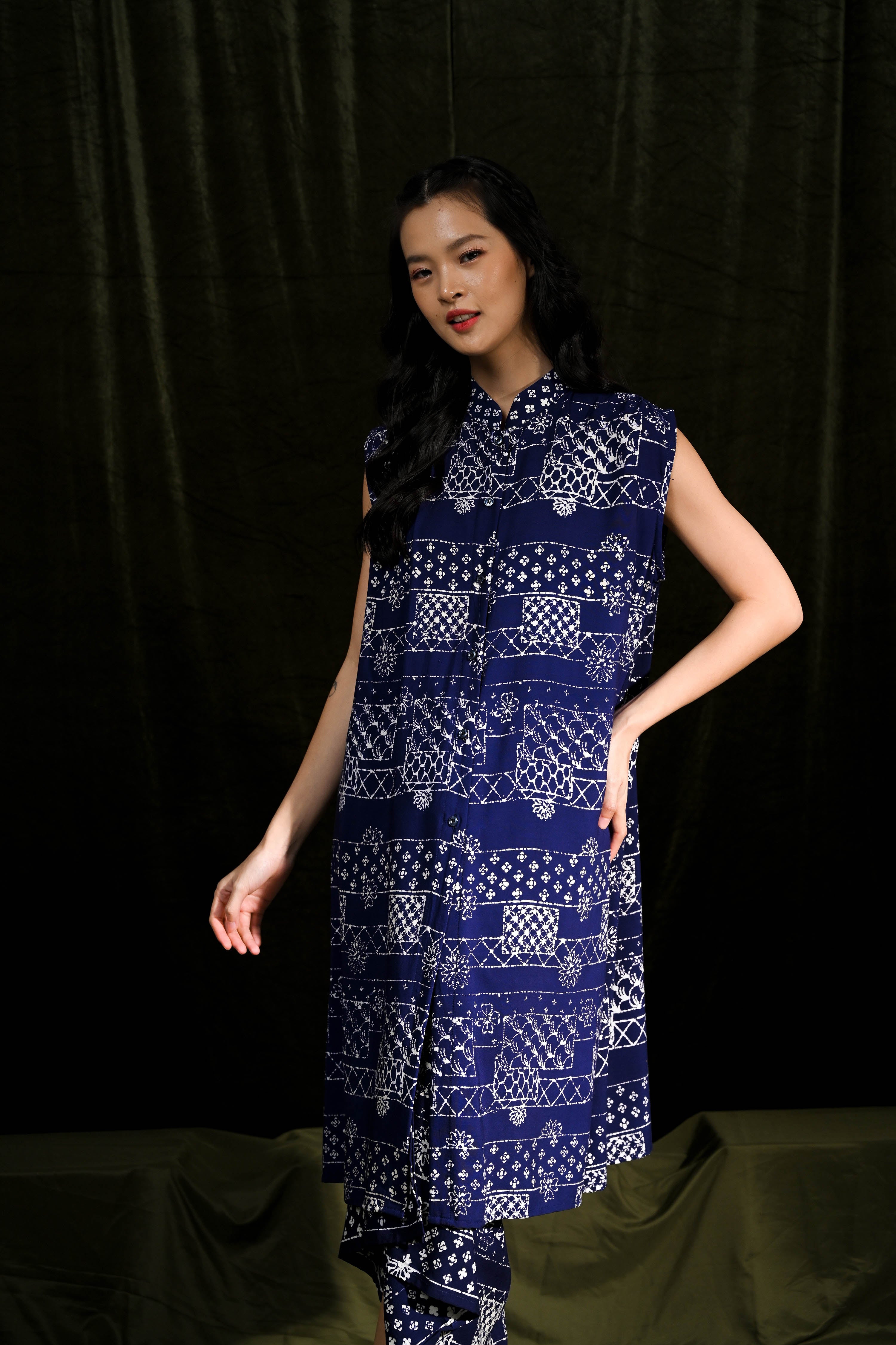 Outer Sleeveless Blue Rayya T2784