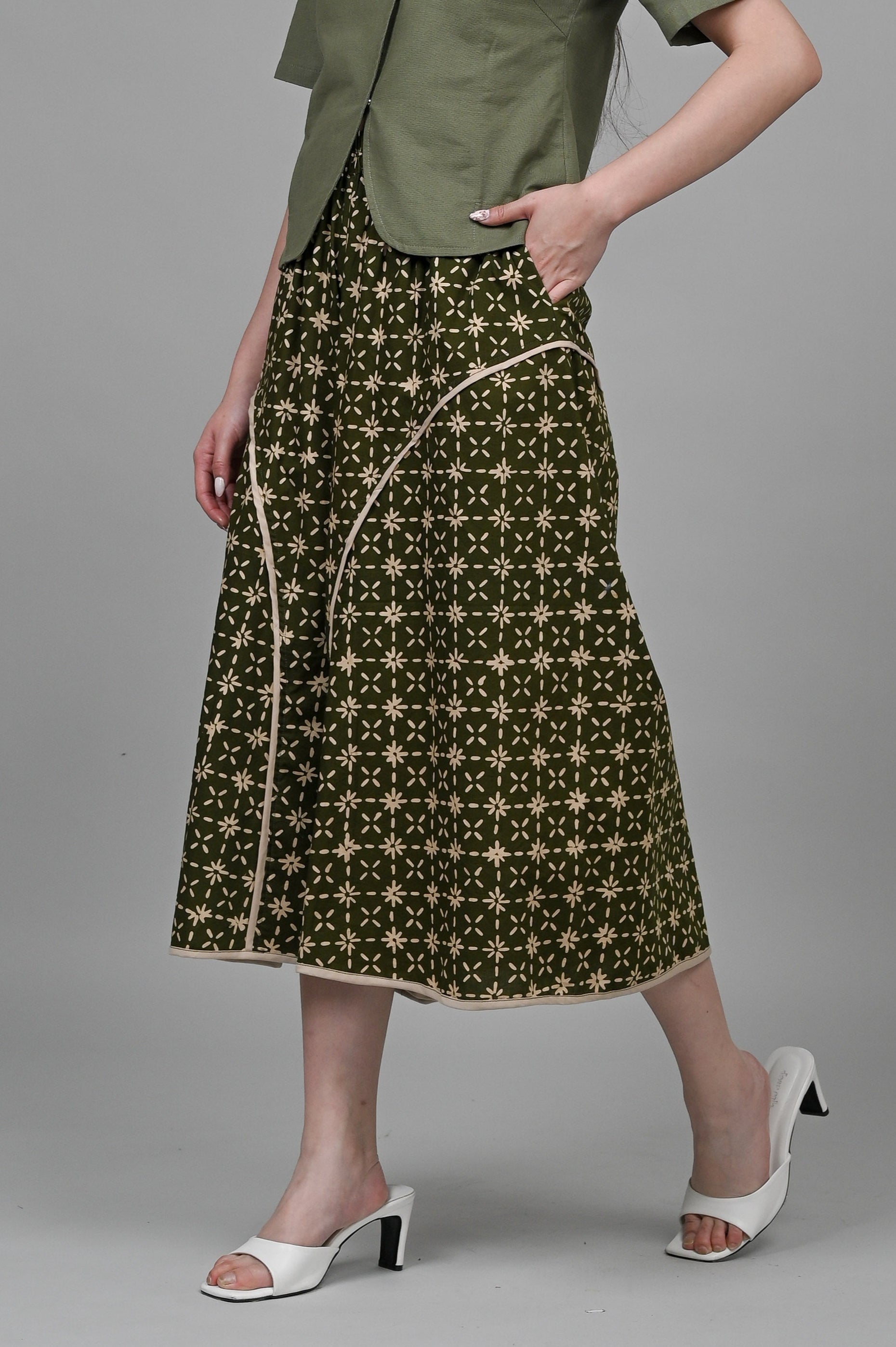 Jenggala Garut Green P0386