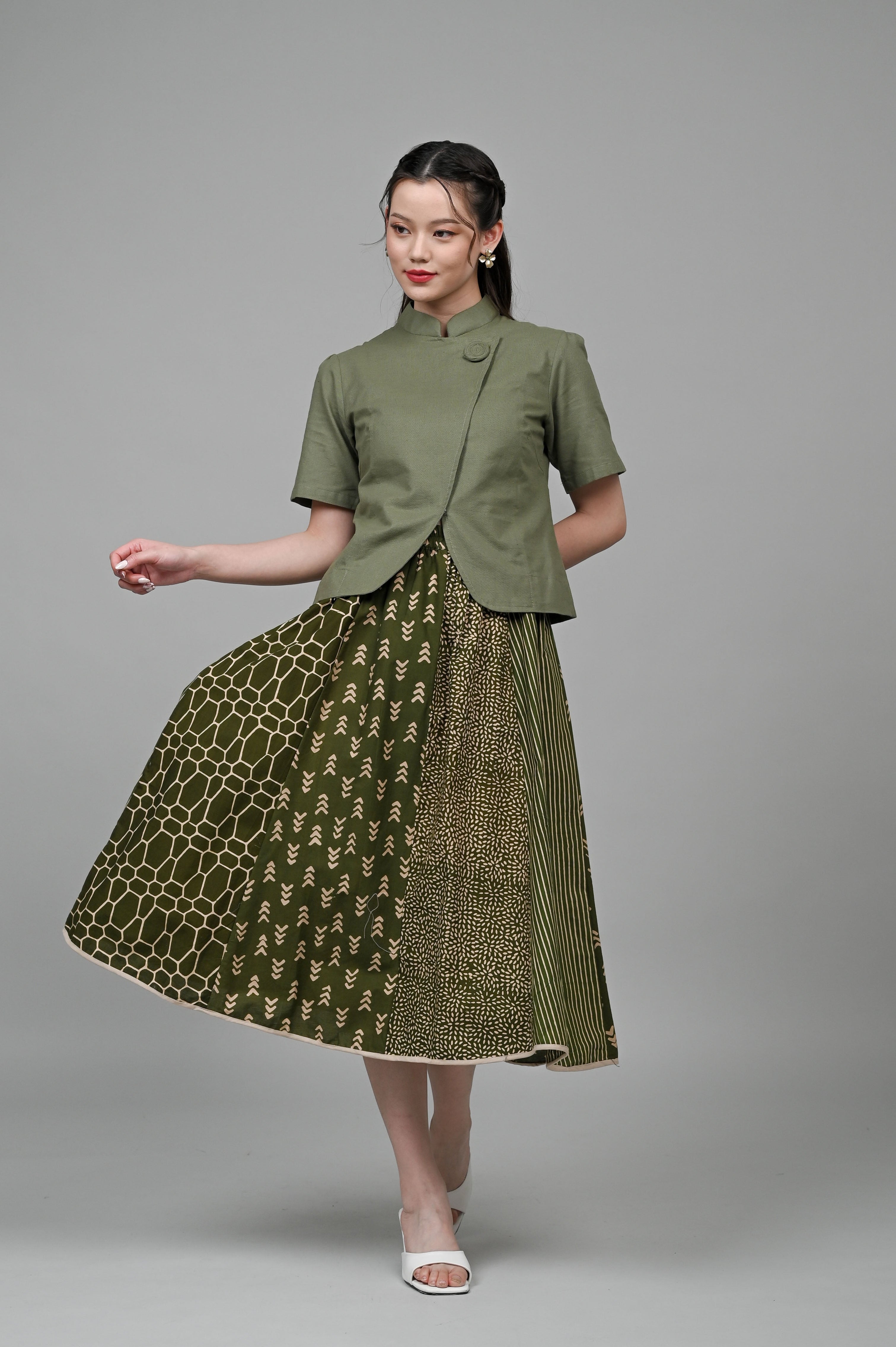 Evy Skirt Garut Green P0358