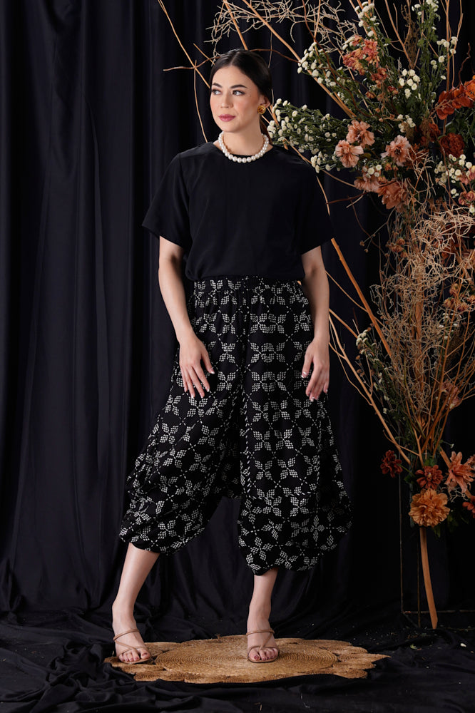 Adara Sashiko Cemani P0159