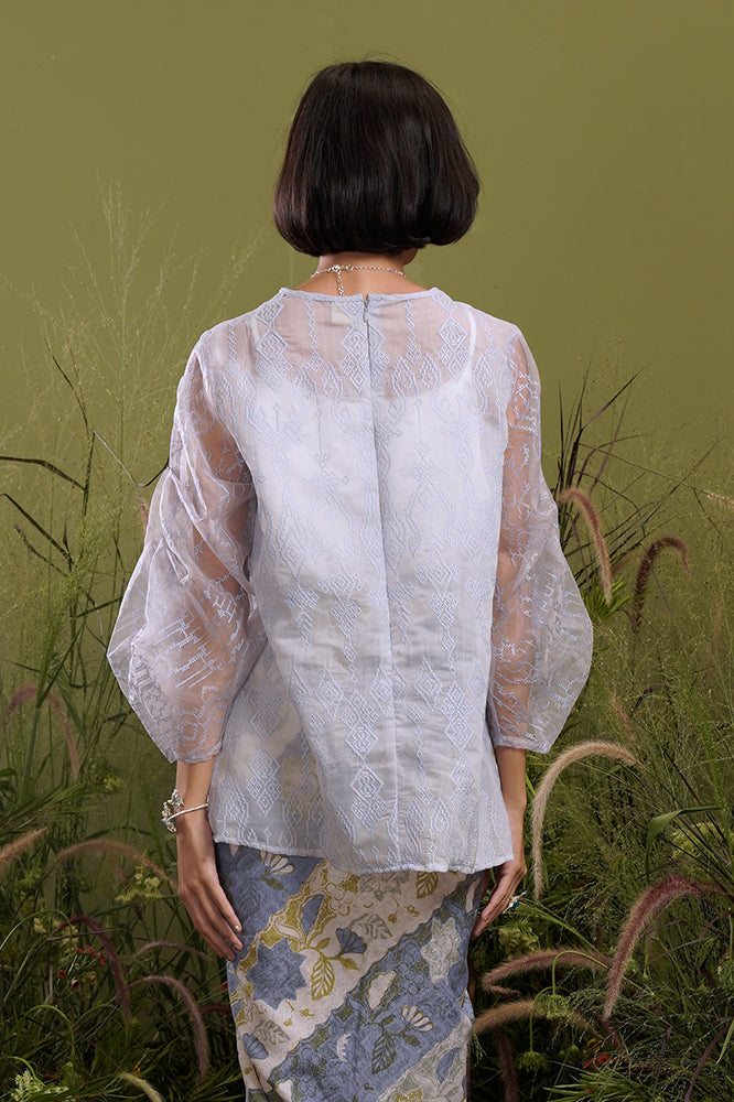 Isyana Organza Blue W Camisole T2152