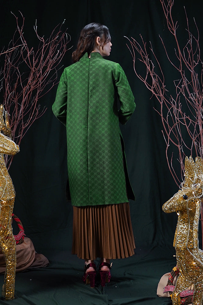 Vibrant Carol Green T1896