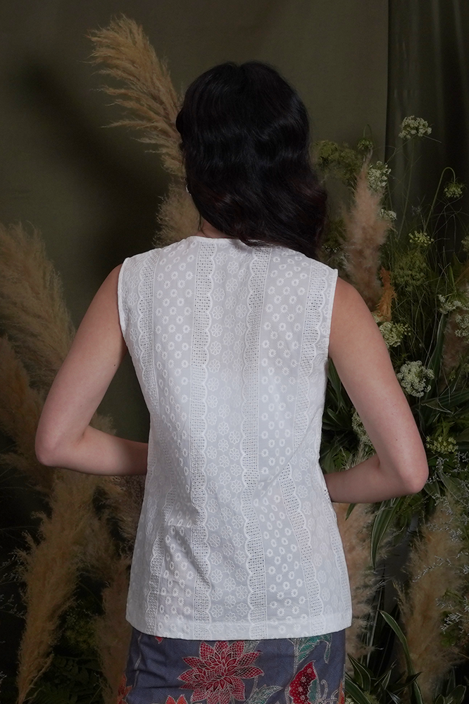 Basic Alfa Sleeveless T1772
