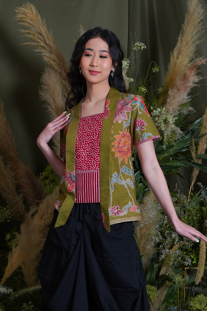 Kebaya Matahari Short T1791