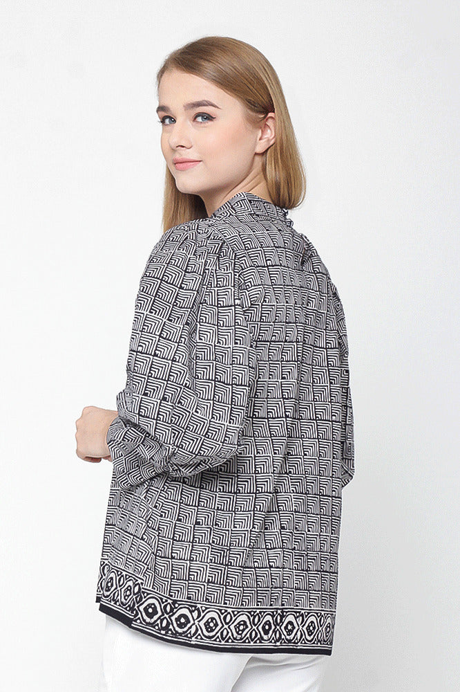 Dora Garut T0018