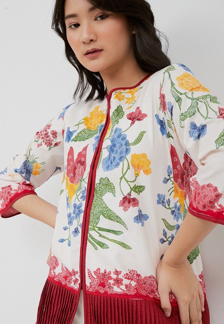 Lupita Encim T0726