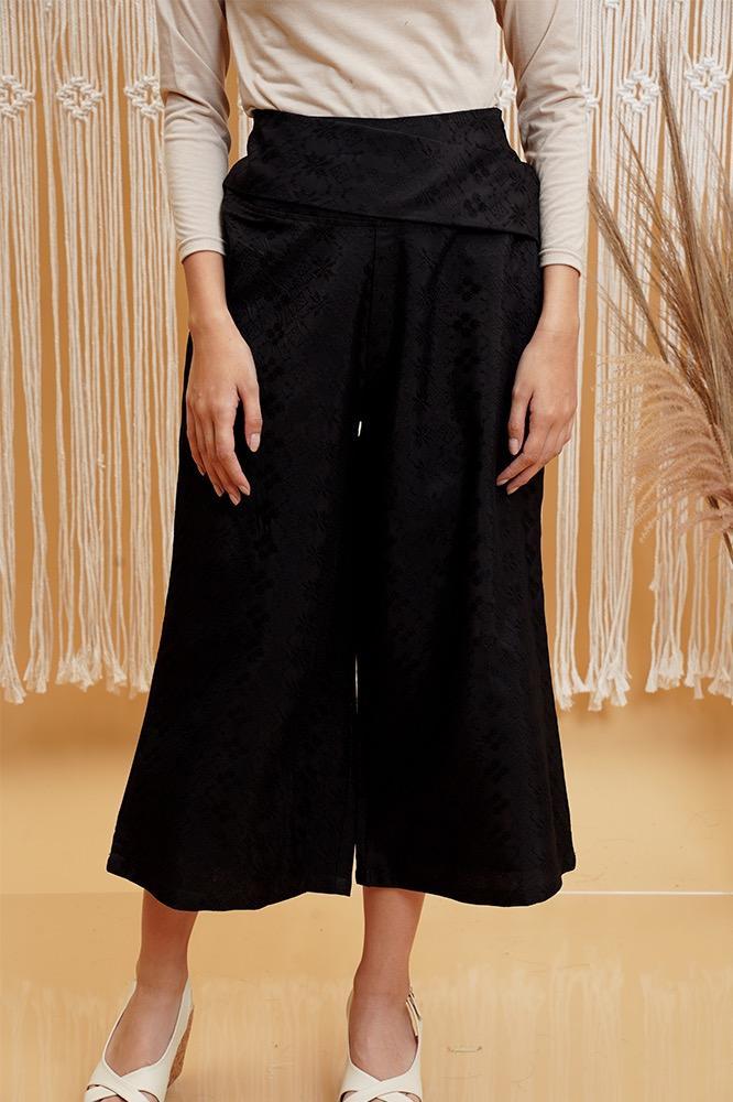 Zita Ftr Black P0043