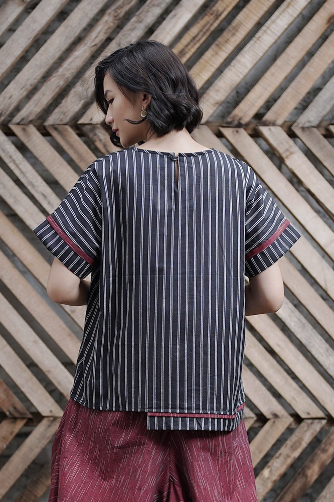 Karsa PART of Lurik T1214