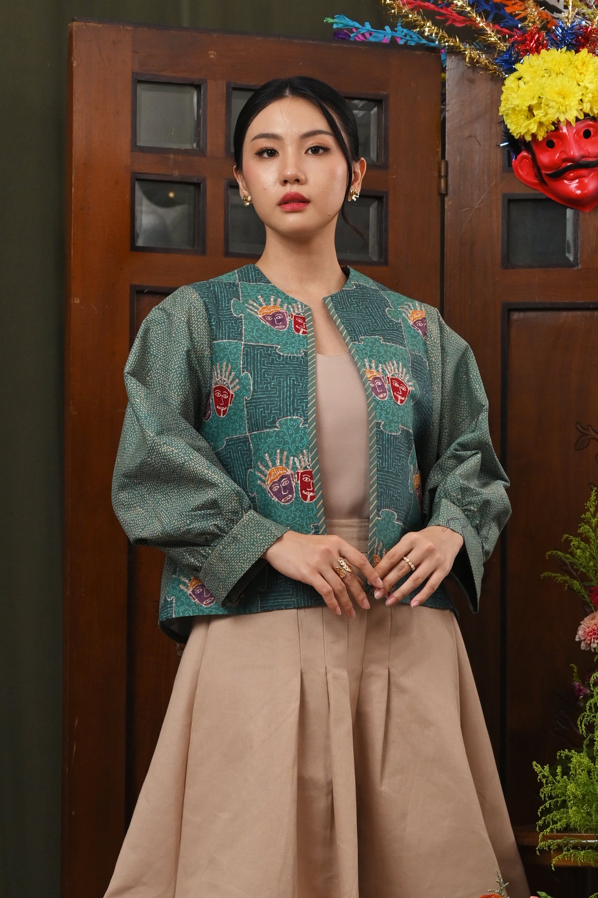 Outer Sevilla Encim Betawi T5771