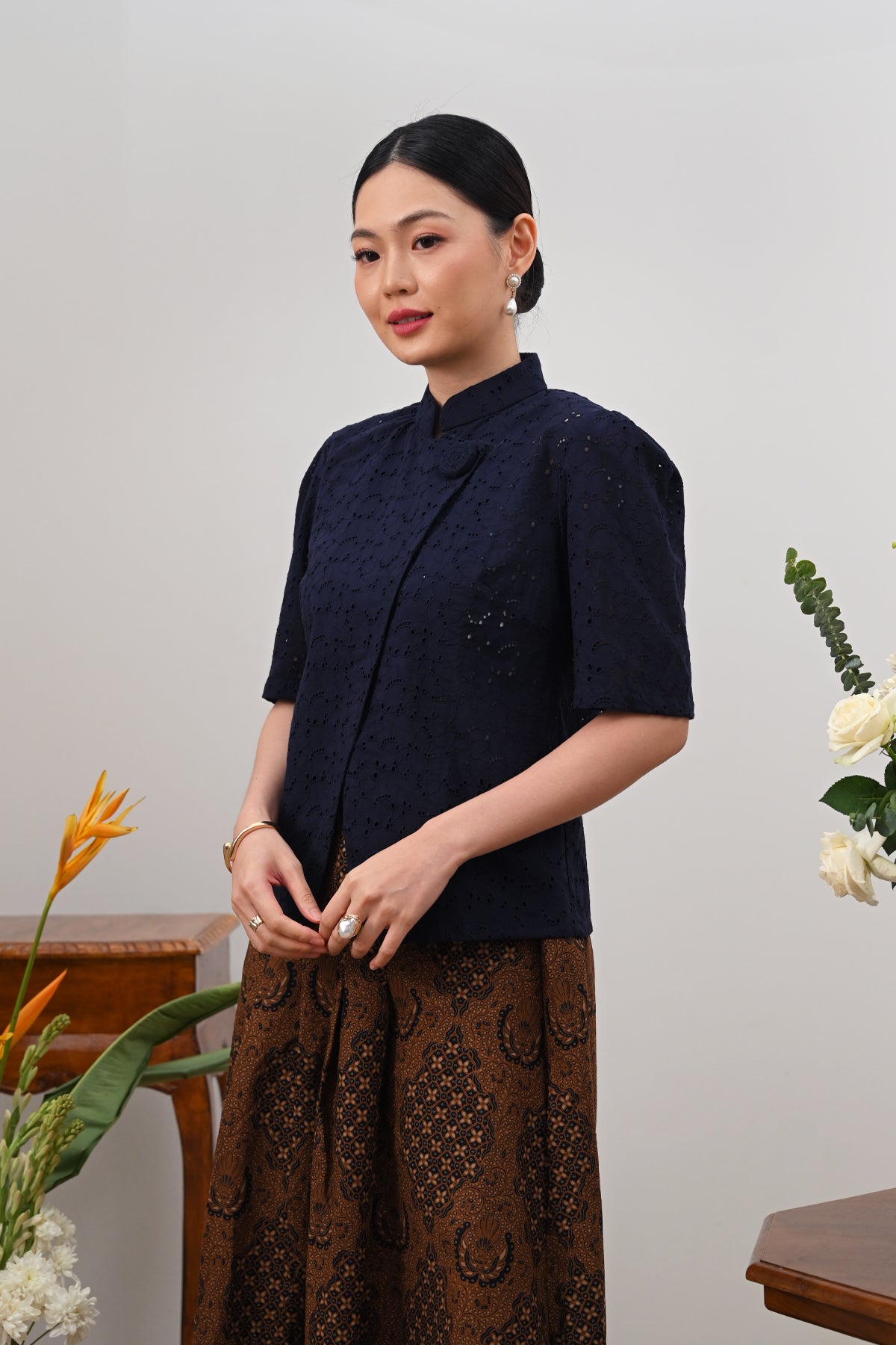 Cahaya Short Basic Navy T5584
