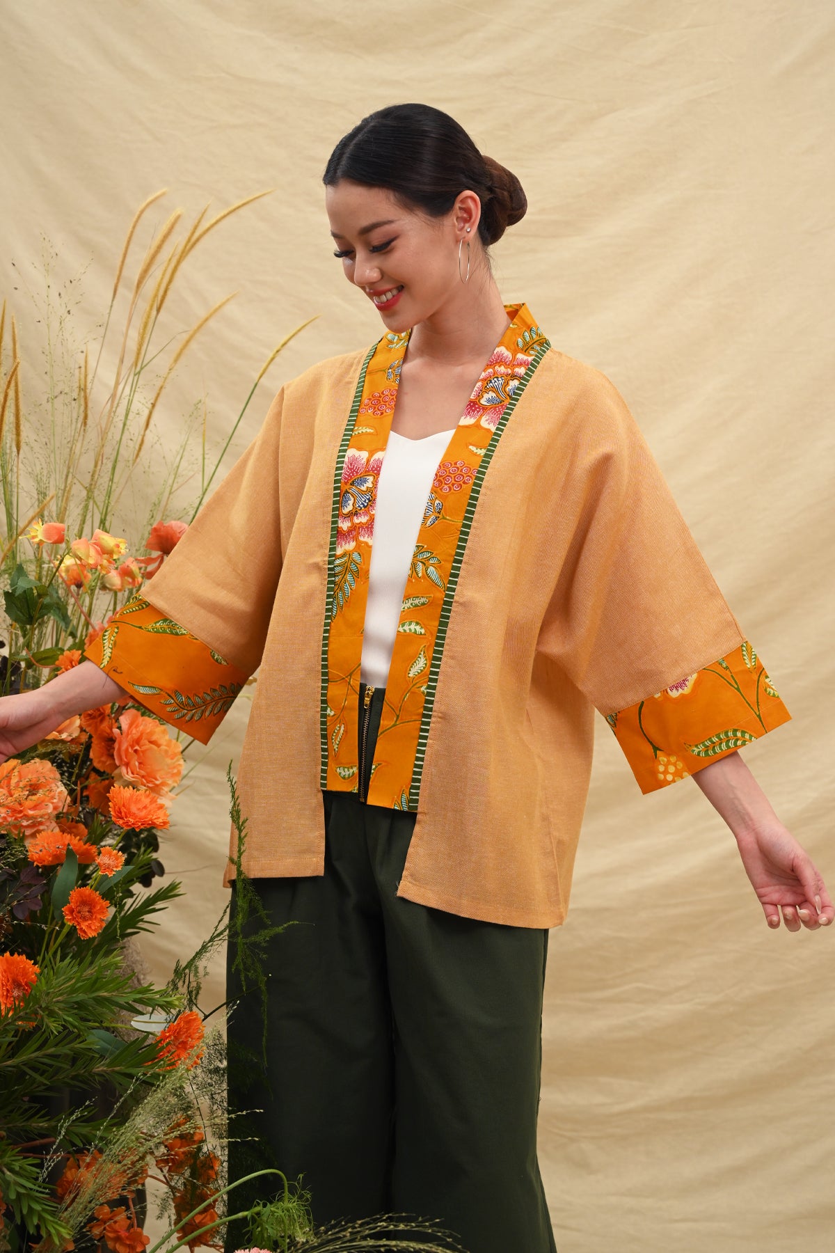 Outer Naru Yellow PART0468