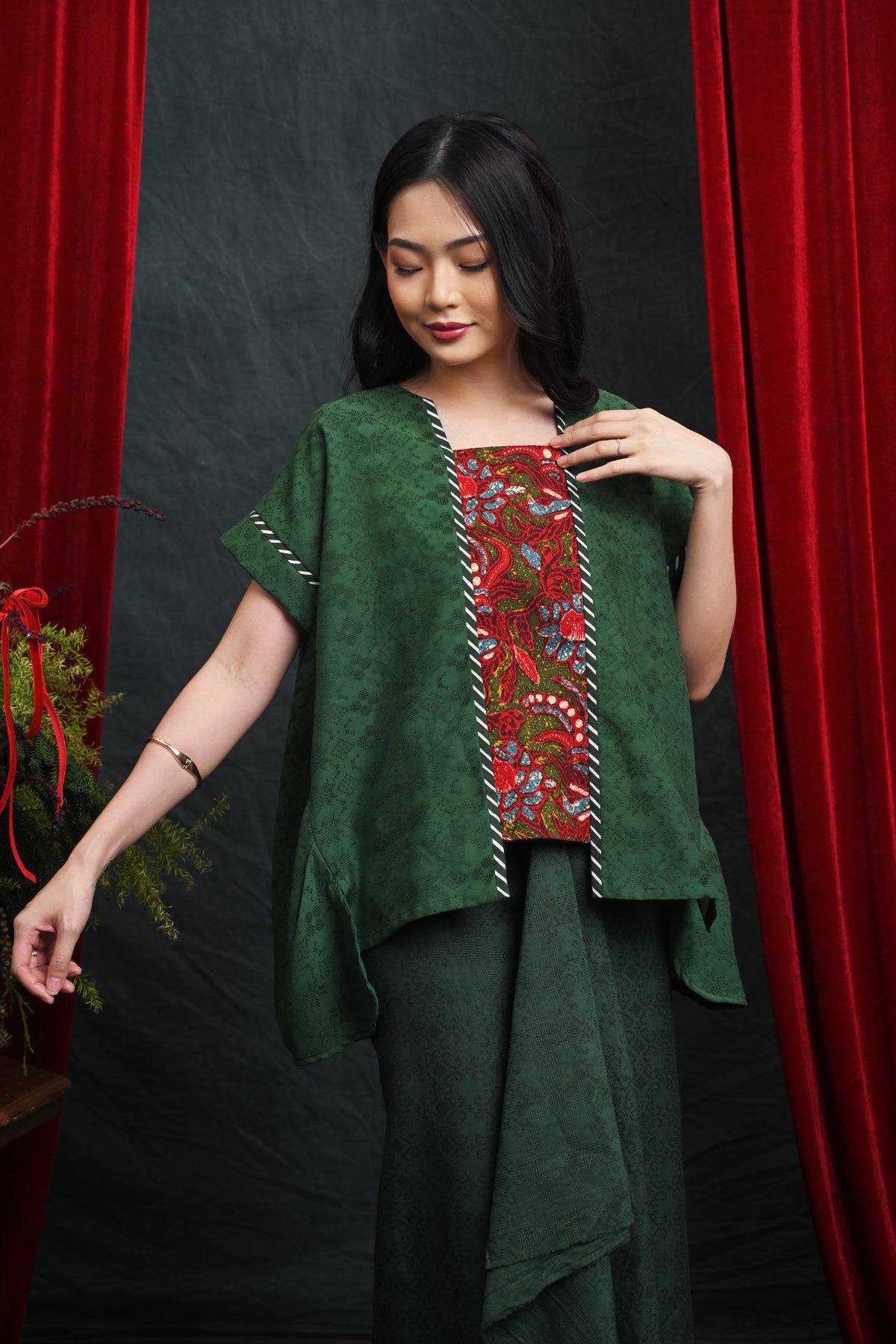 Kebaya Barry Tulis T5190