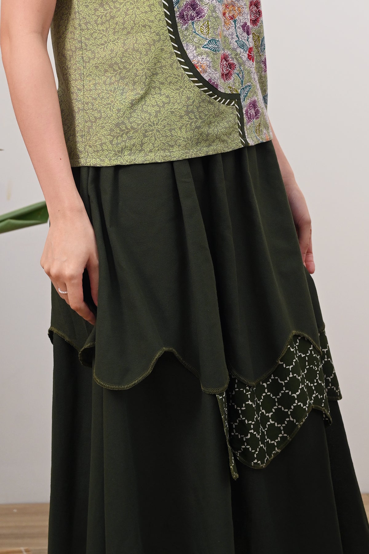 Tila Basic Green P0692