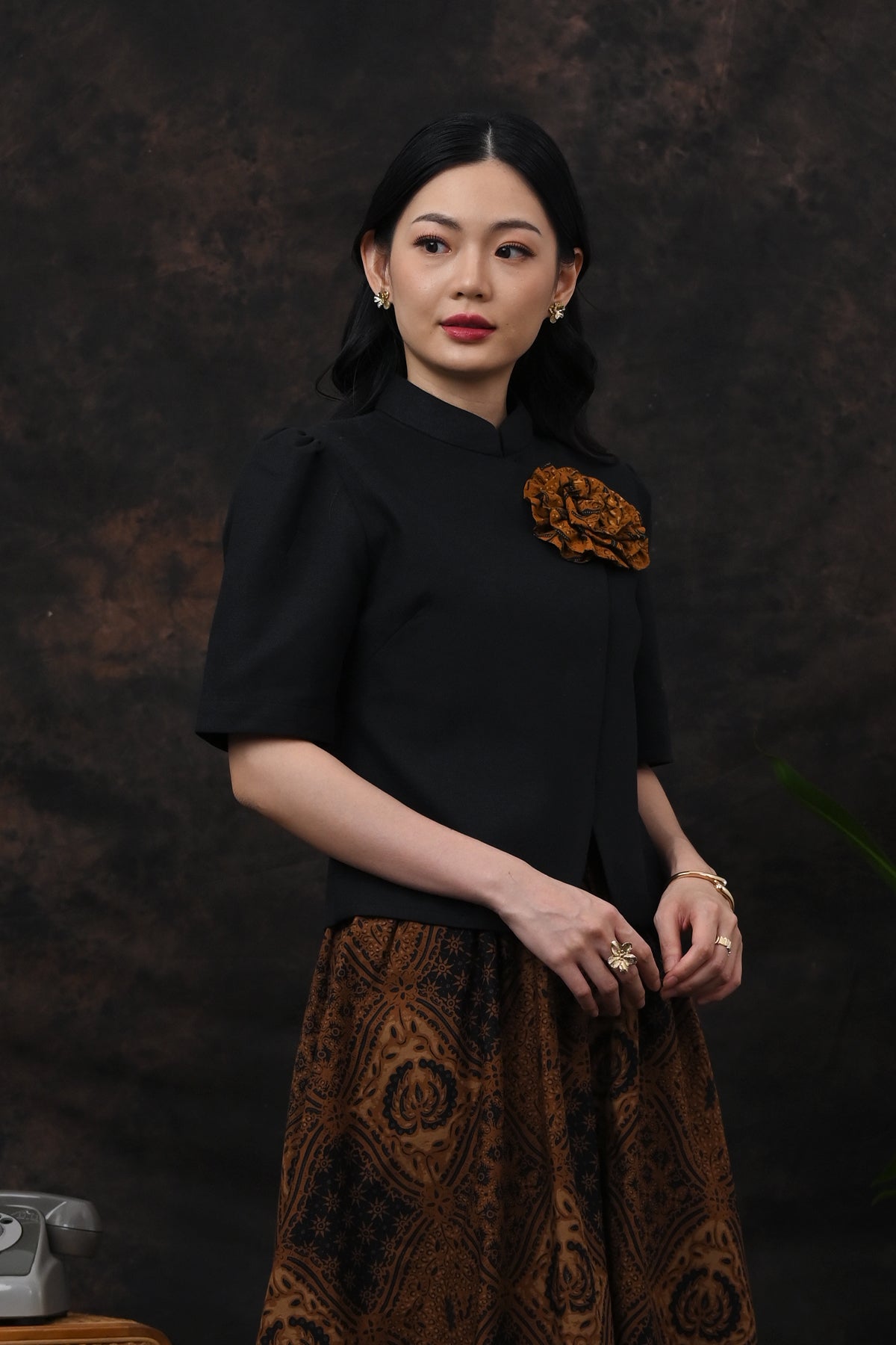 Cahaya Basic Black T6054
