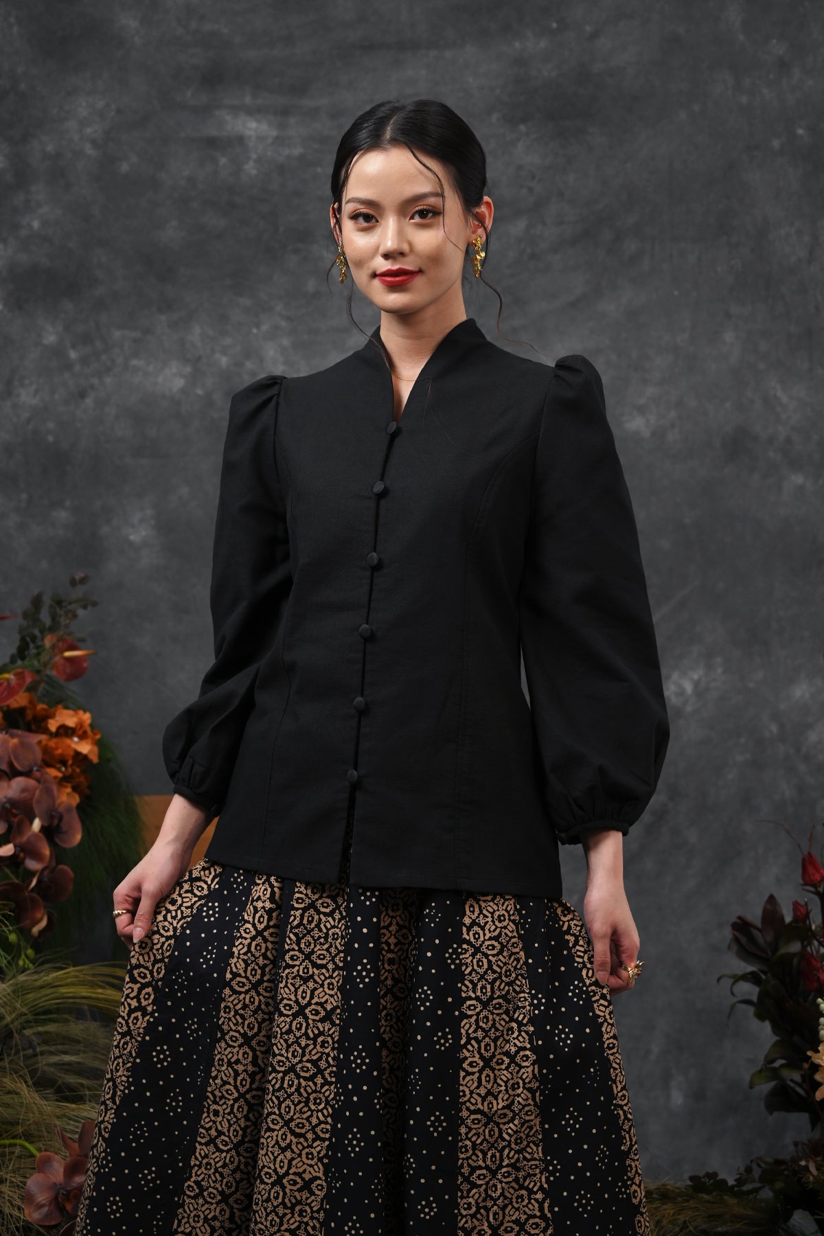 Amara Basic Black T6191
