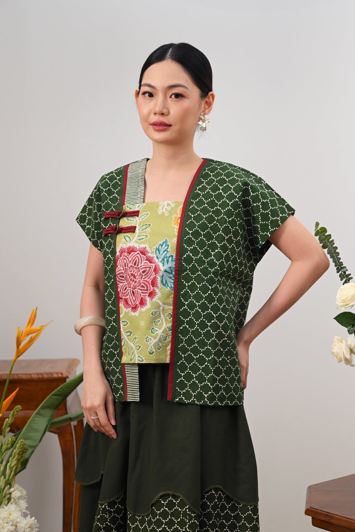 Dhini Dwika Encim T5704