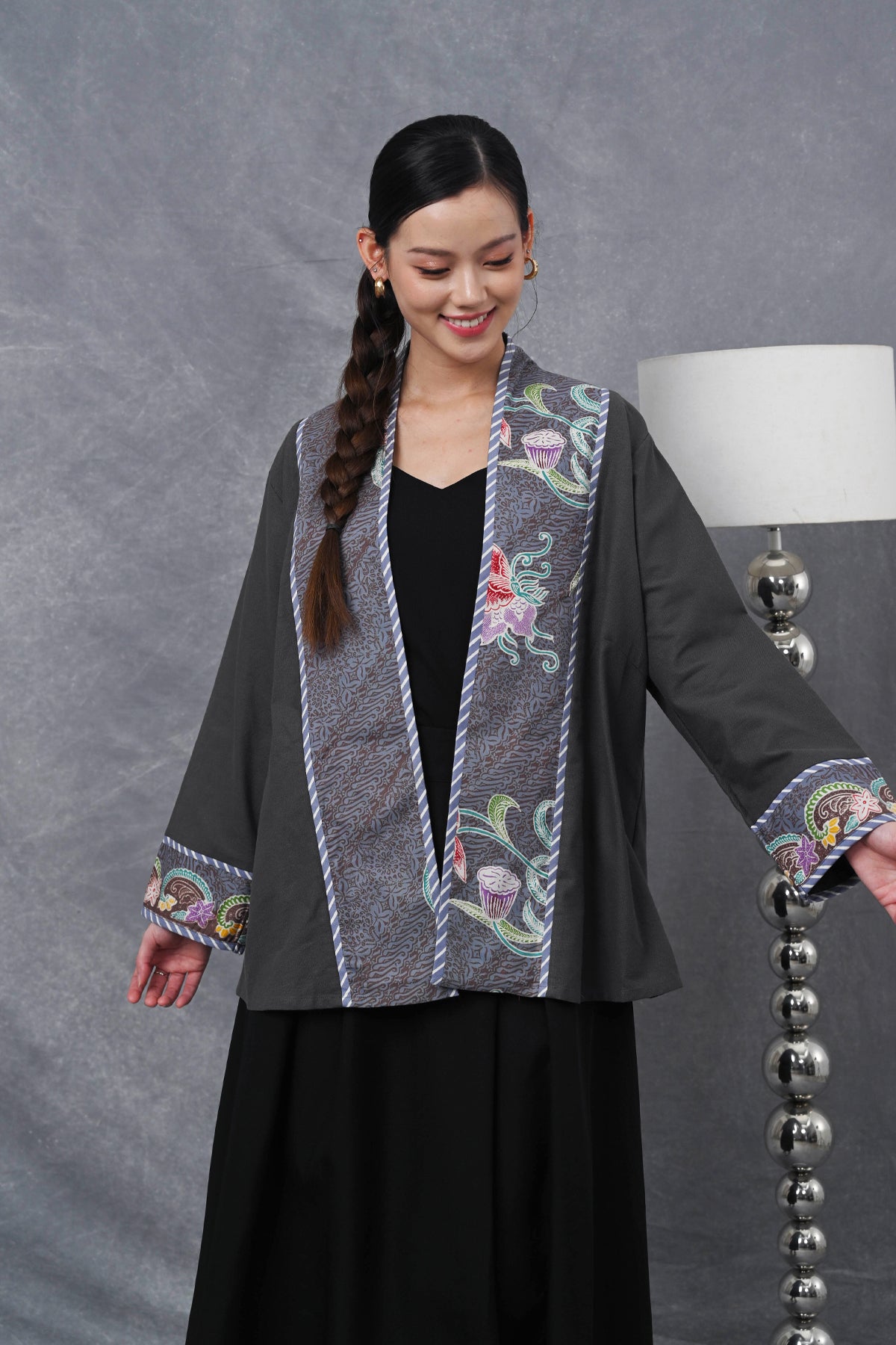 Outer Naru Grey PART0597
