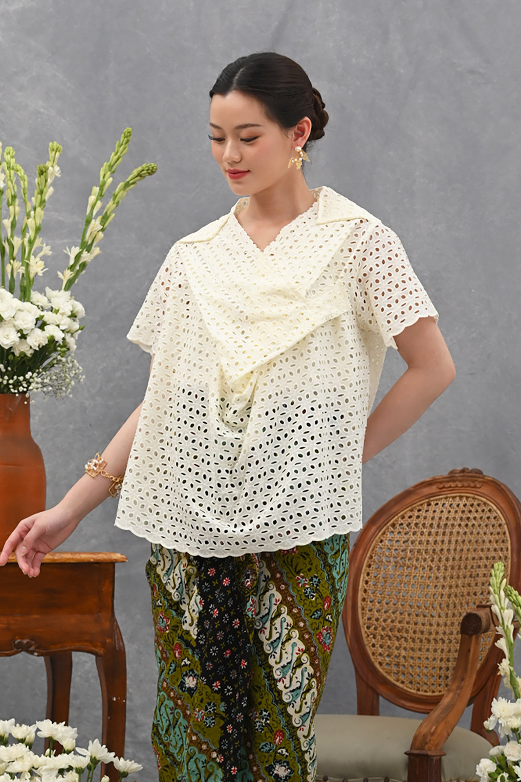 Adia Basic White T3994