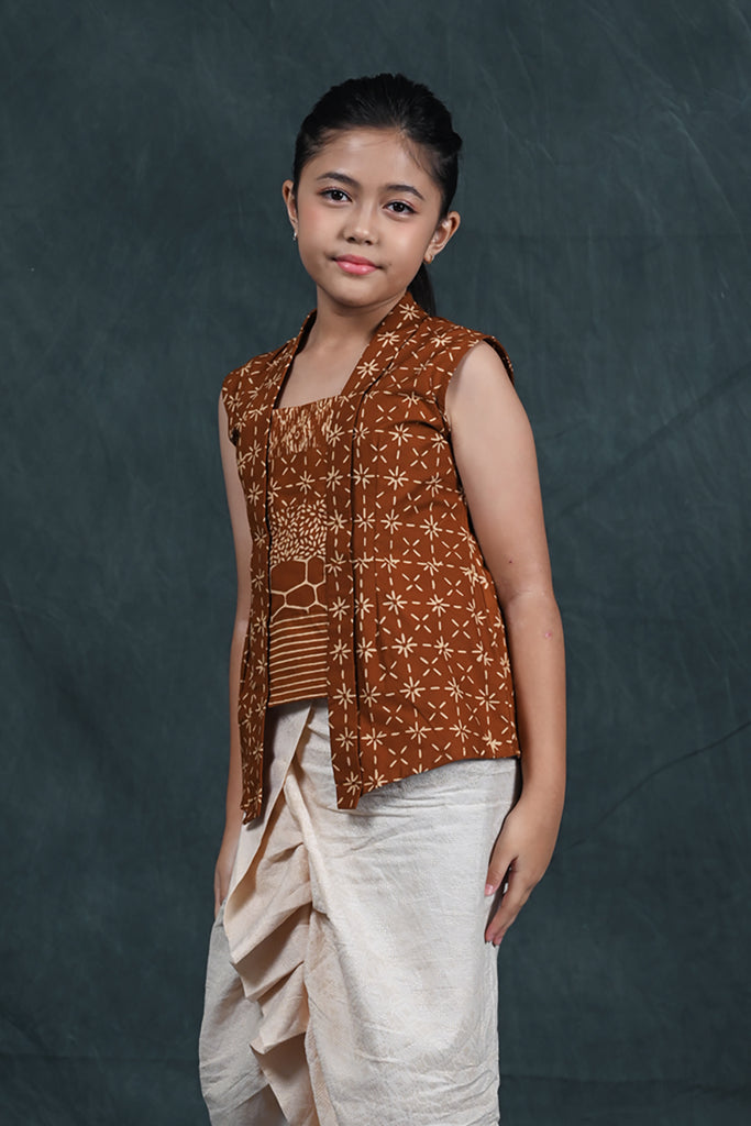 Kebaya Garut Sleeveless Brown K0003