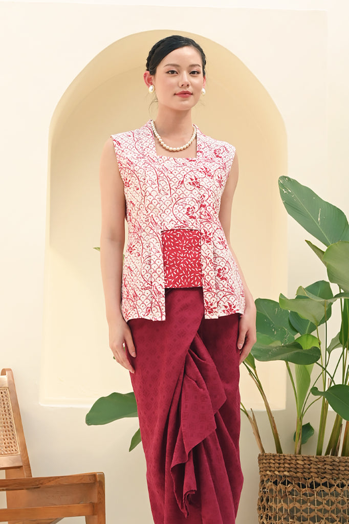 Kebaya Dobi Merah Putih Sleeveless T3087