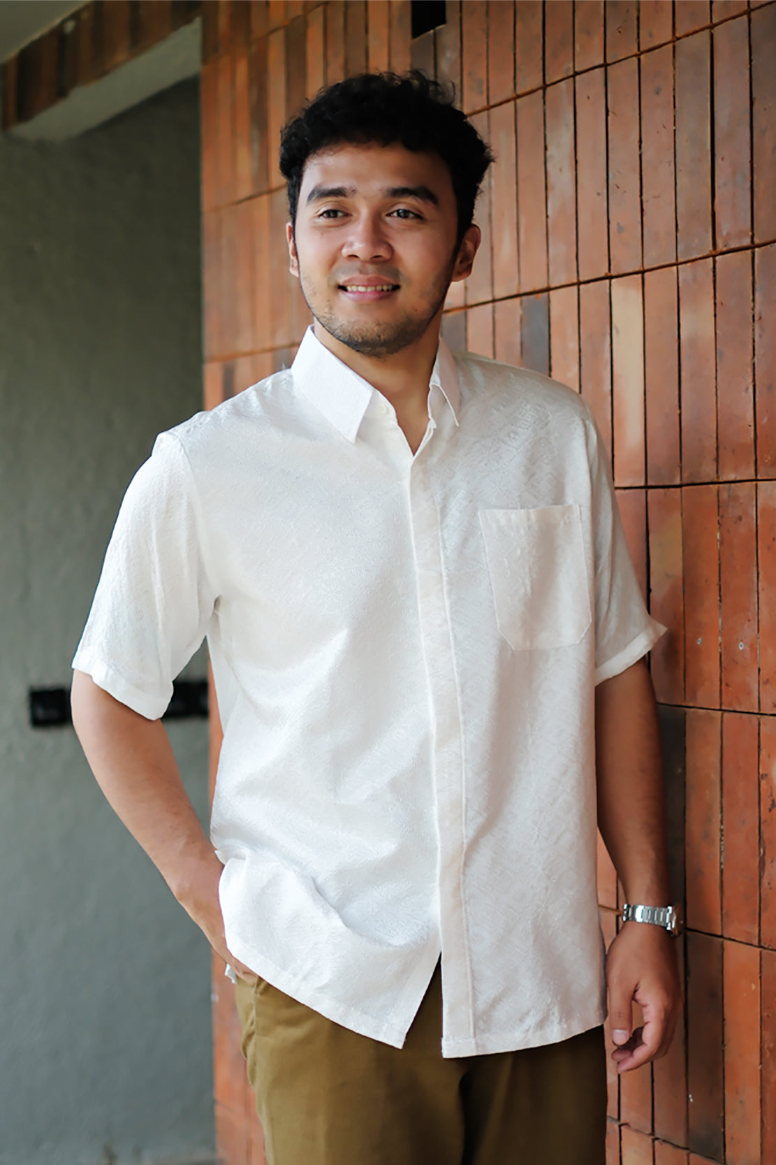 Rayya Short White M0296
