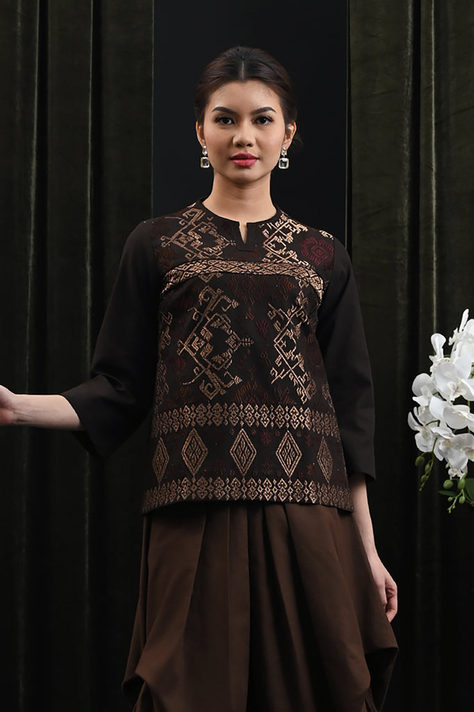 Ambar Suksma T4391