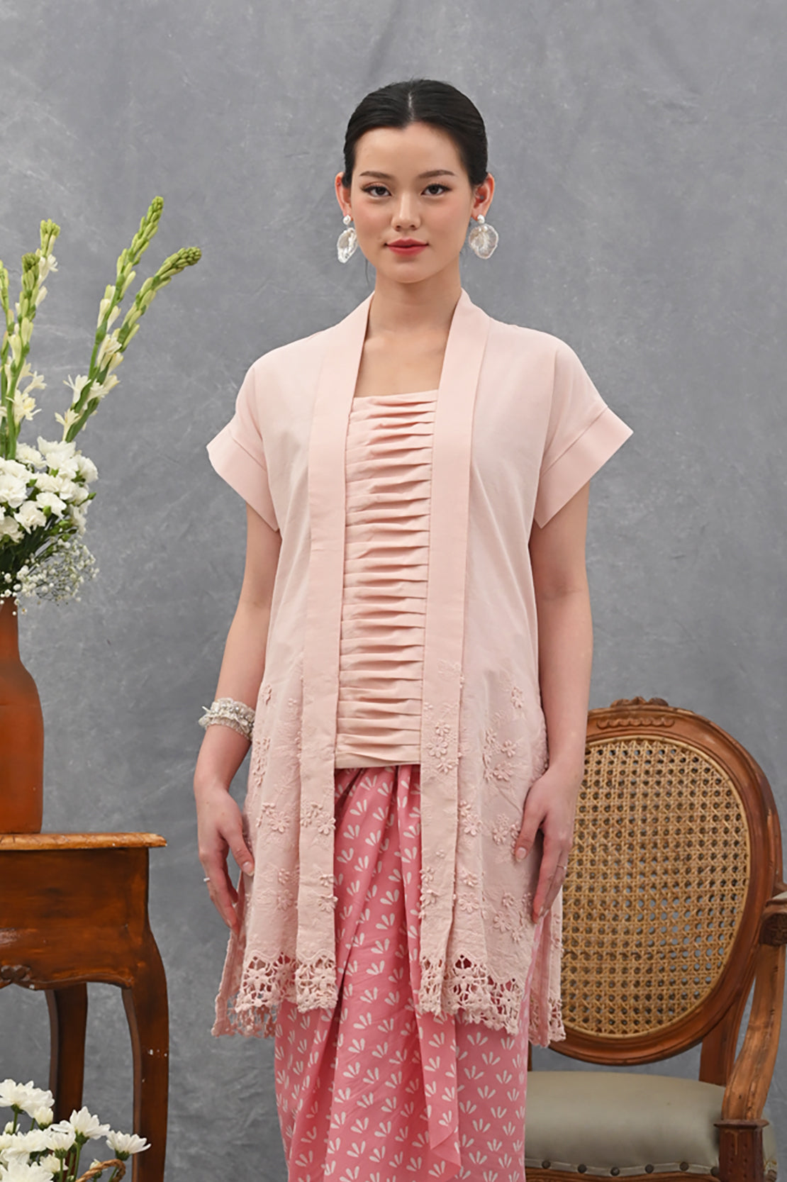 Kebaya Aling Short Basic Pink T4050