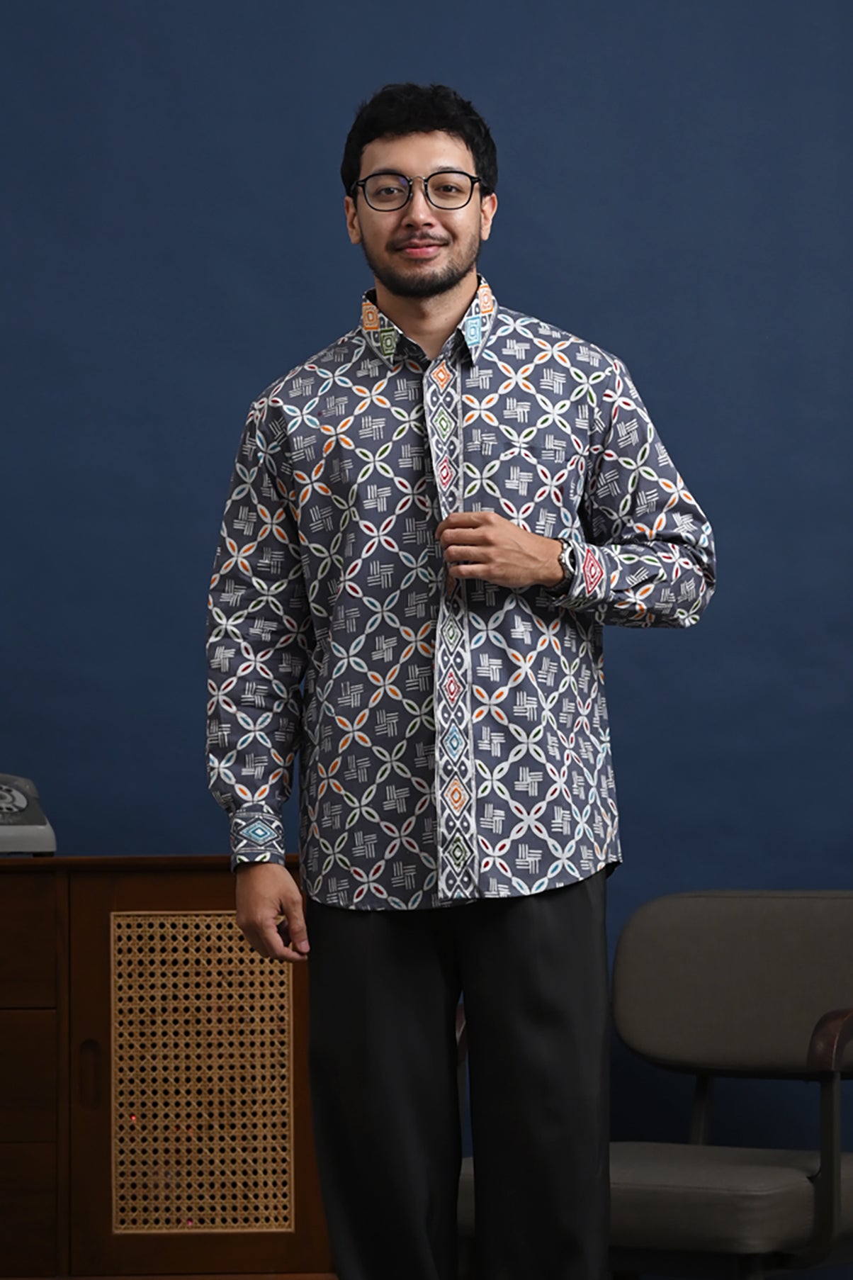 Banara Wonogiren Grey L0142