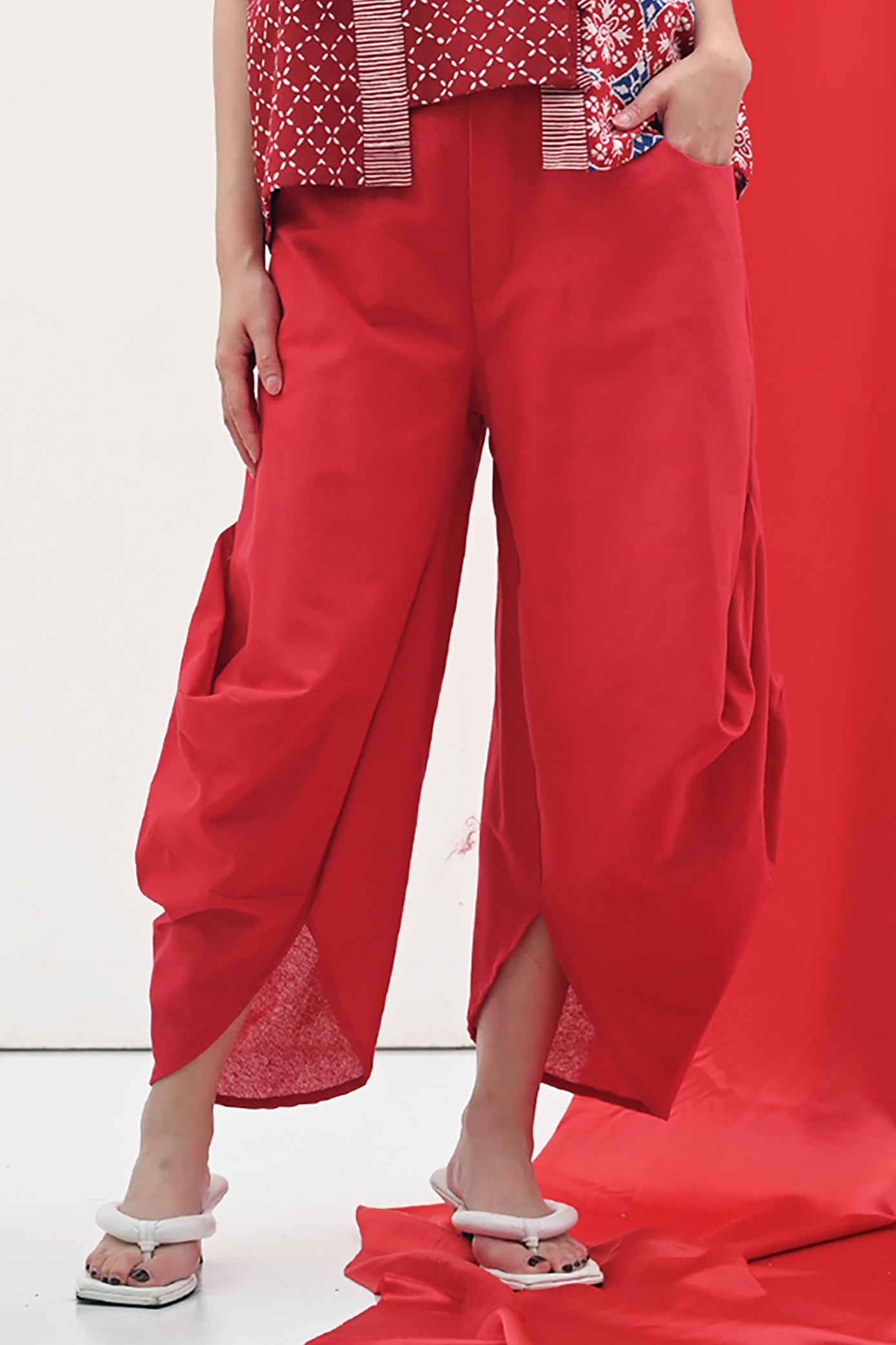 Coral Pants Merah P0223