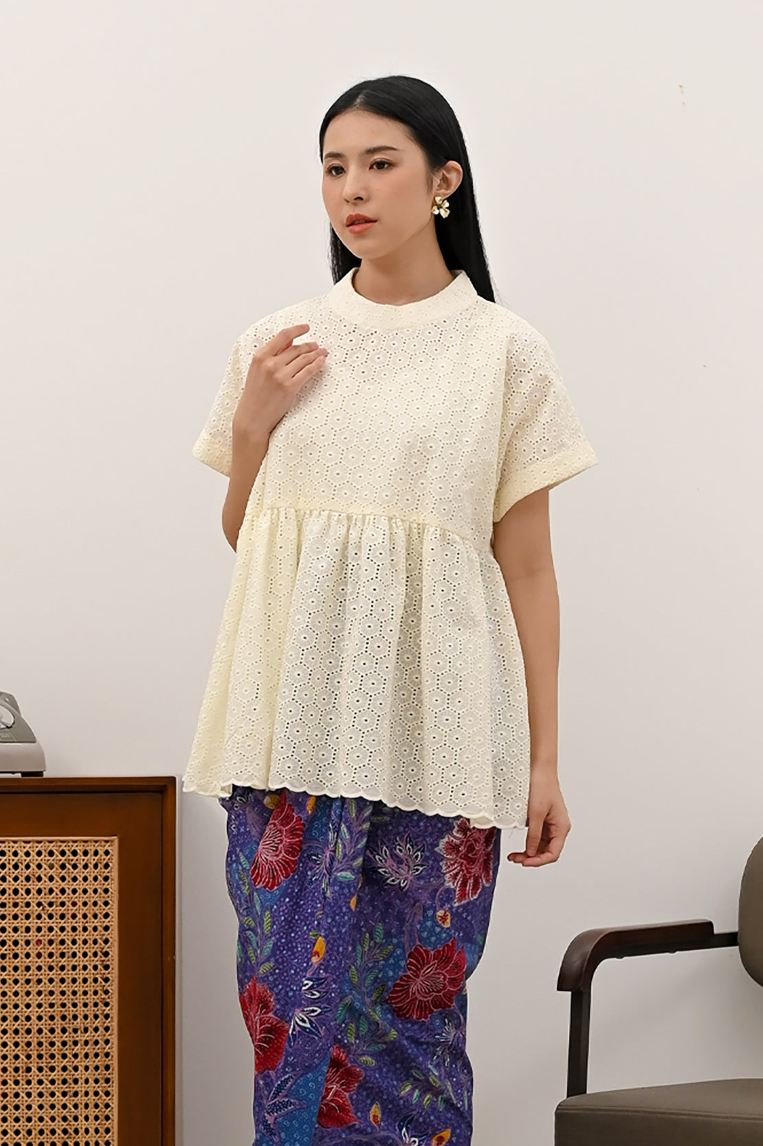 Nyiur Basic White T3996