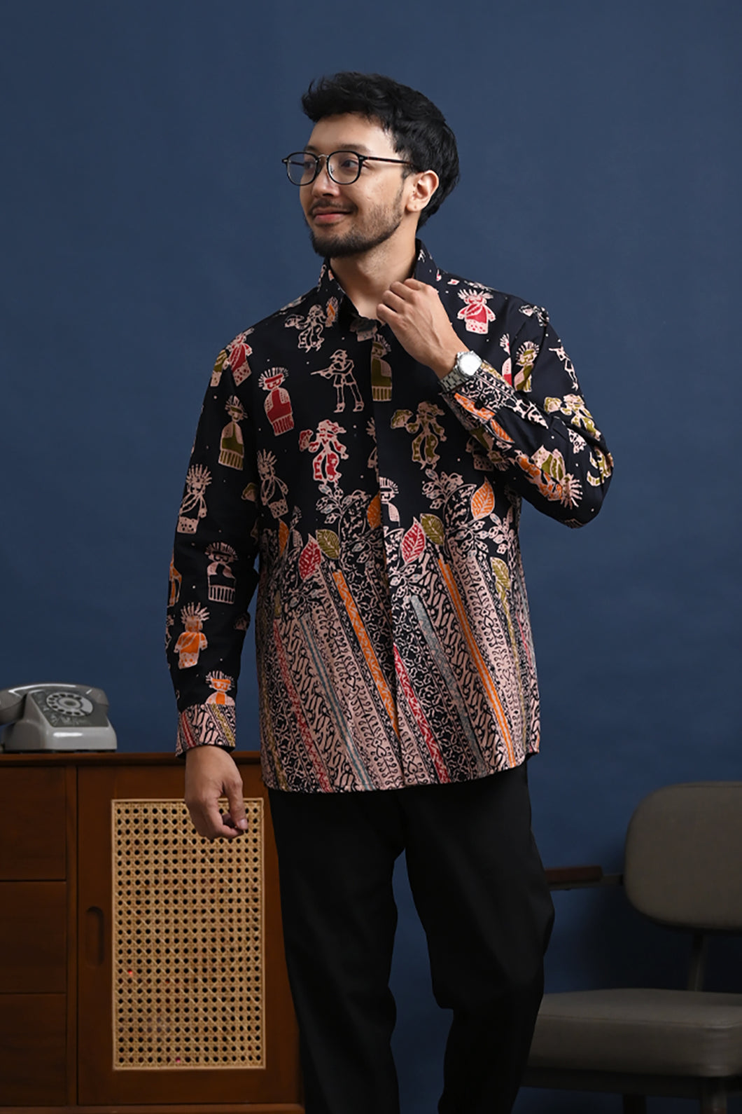 Betawi Black Long L0152