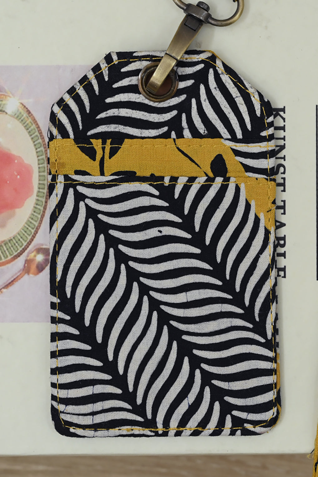 Lanyard Garut Yellow A0053