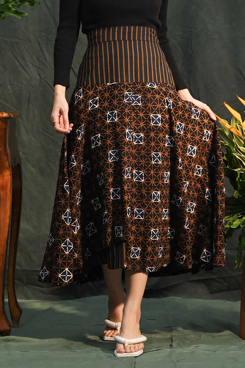 Nirmala Dobi Sogan P0238