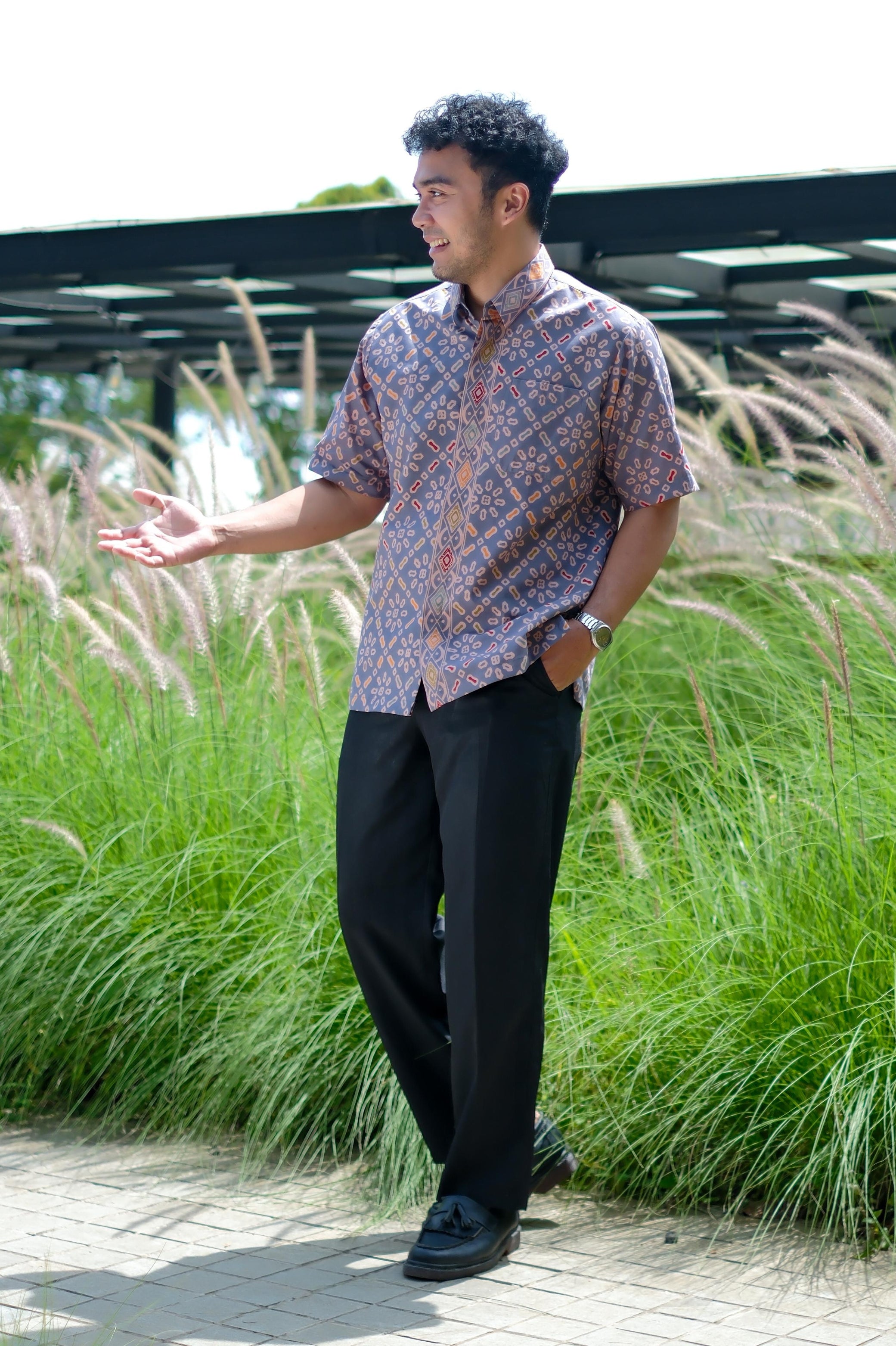 Bayu Wonogiren Blue Short M0290