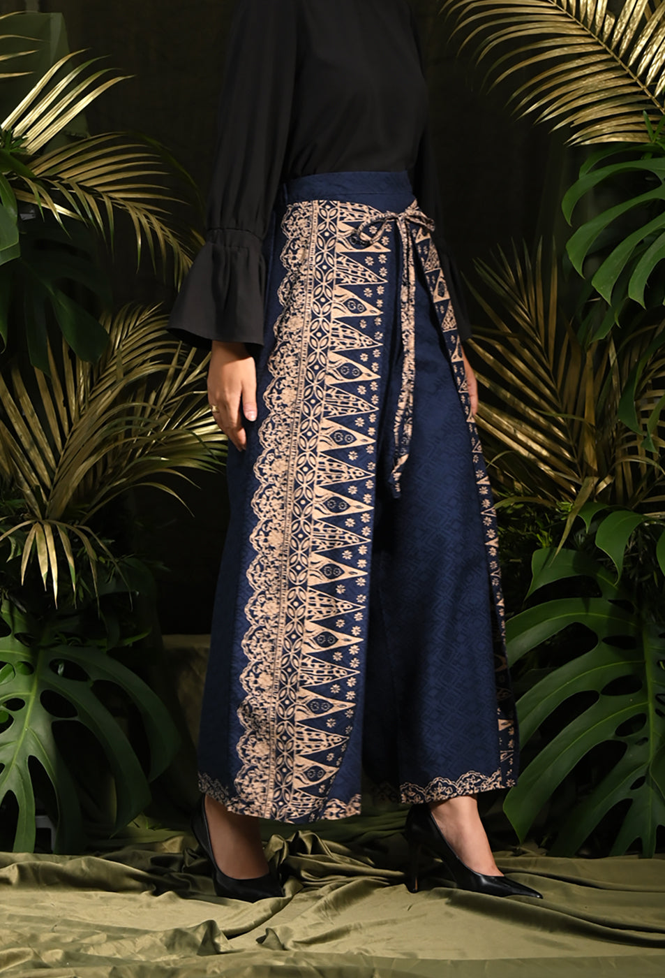 Halmahera Blue Sembagi Rayya P0201