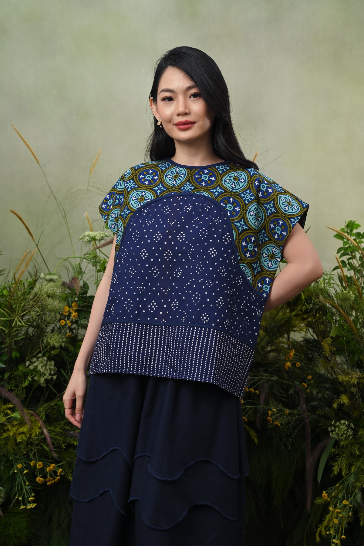 Dhini Shania Encim T5377