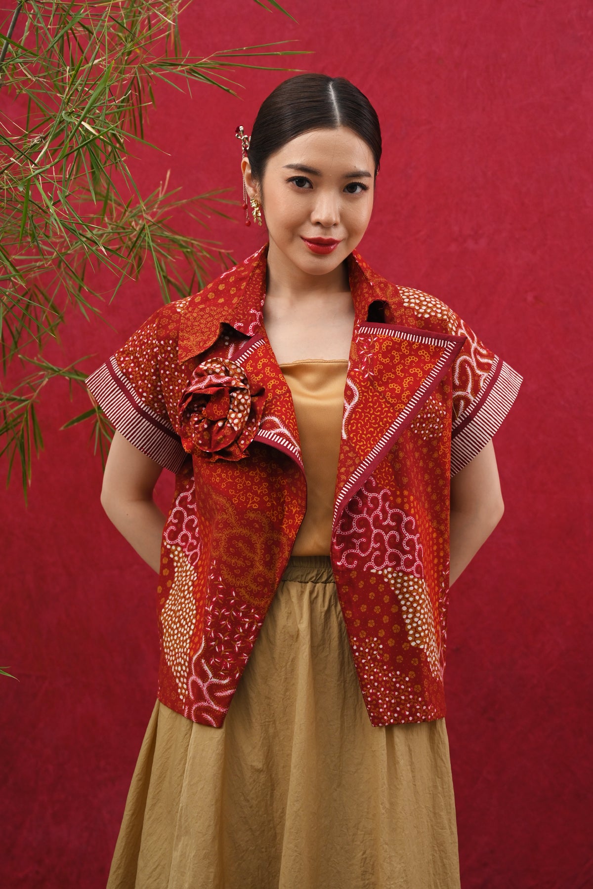 Oleka Short Encim CNY T5231